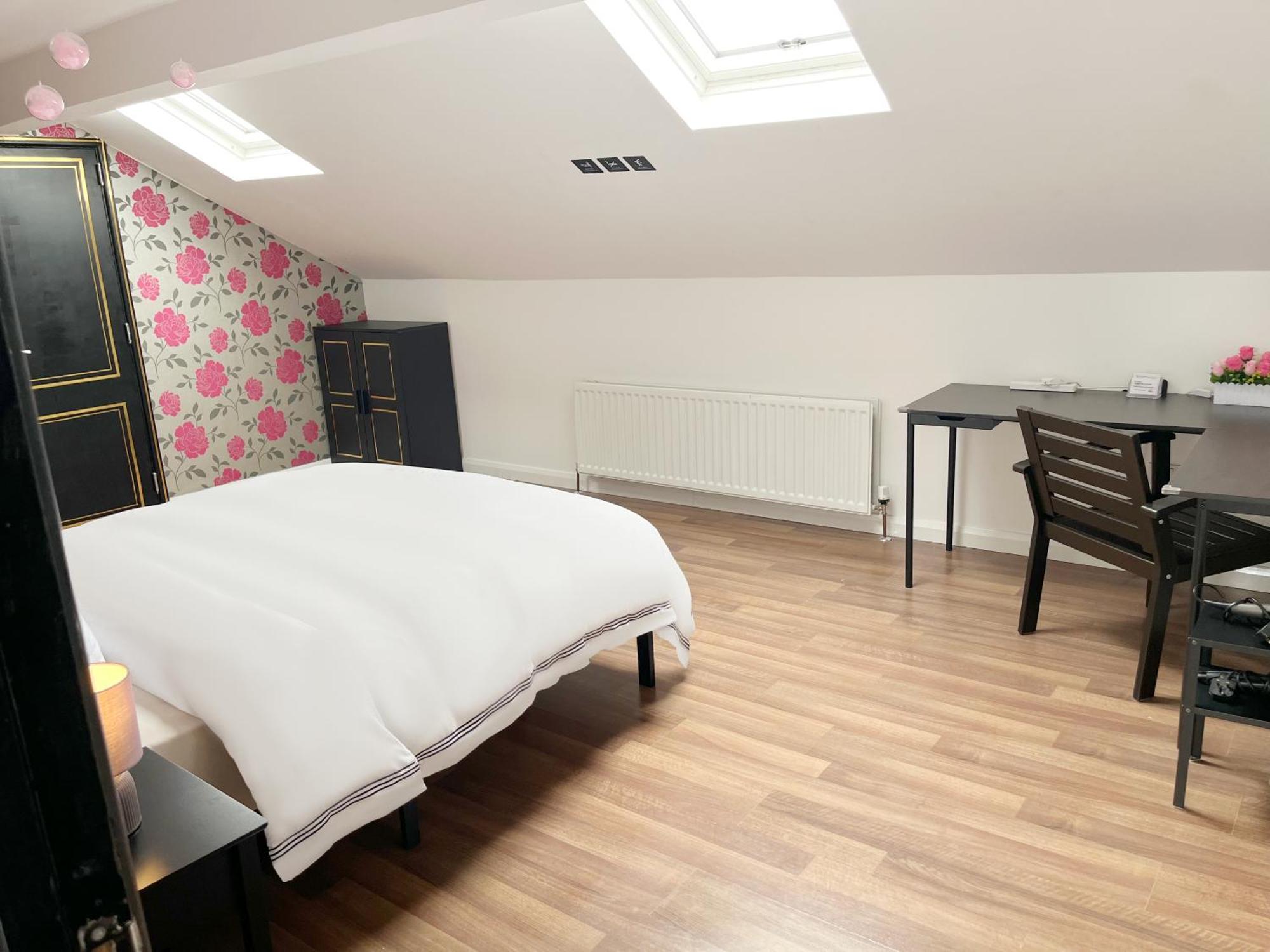 Entire Pinkapt - Free Parking - Up To 4 Guests - 3 Beds - Close To City Centre Belfast Exterior foto